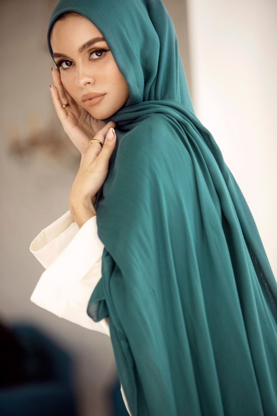 2. protean hijab 