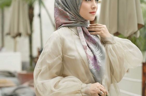 SOME TIPS FOR WEARING HIJAB IN HOT OR HUMID CLIMATES