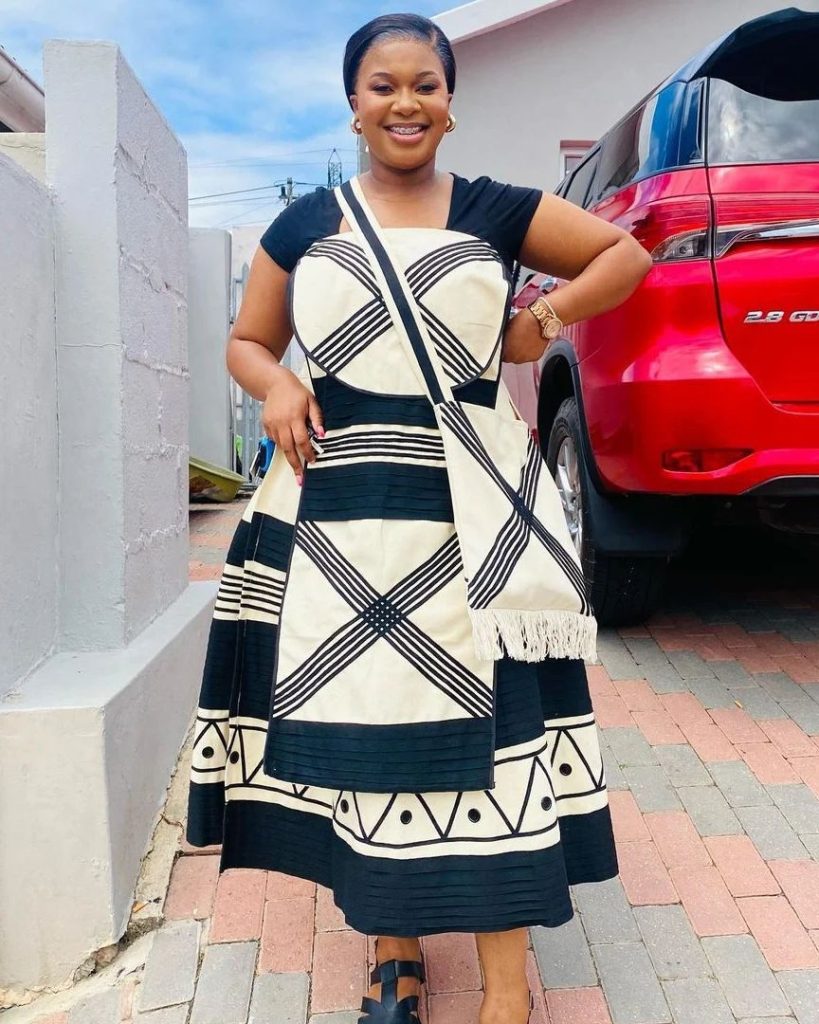 classy Umbhaco Xhosa traditional attire For Women - Styles Womens