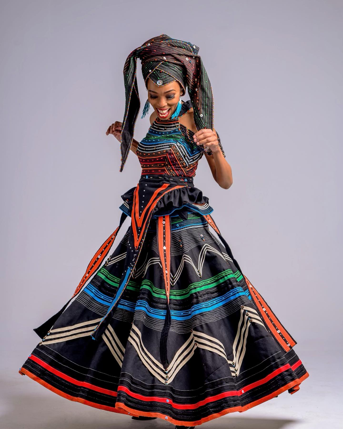 Molding Personality: Personalized Xhosa Dresses Articulations for 2024